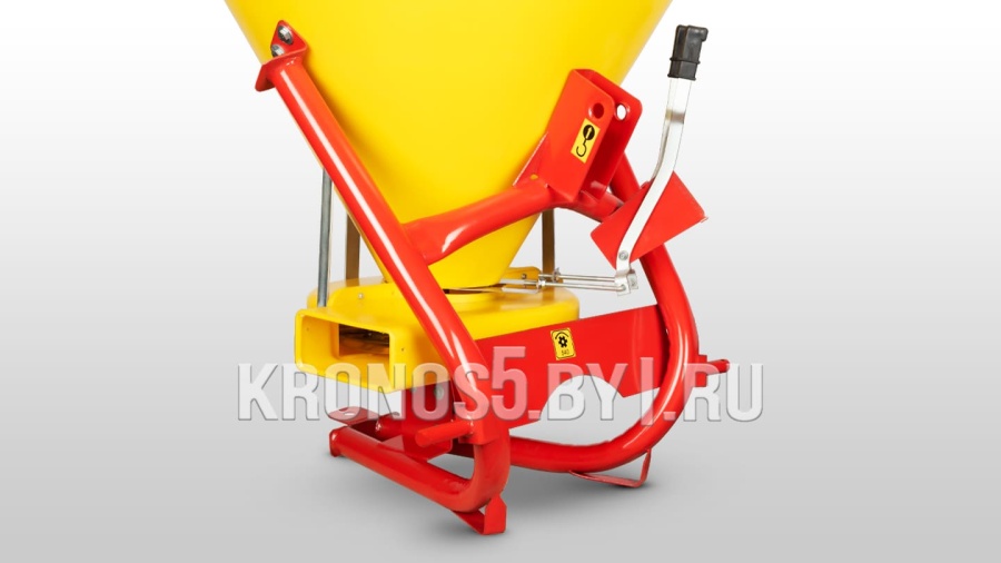 Разбрасыватель навесной, садовый (Лейка) Strumyk S-500S (500 л)
